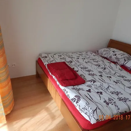Club 218 Betti Wellness Apartment
